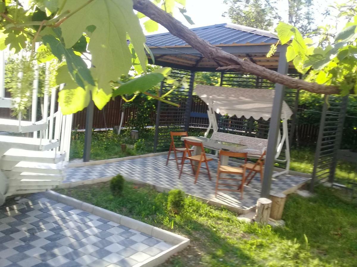 Guest House Medea Kutaisi Zewnętrze zdjęcie